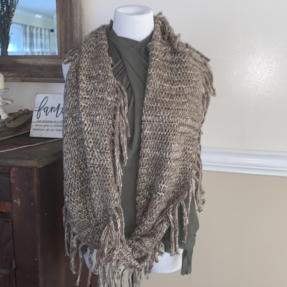 Infinity Scarf - Picture 3 of 6